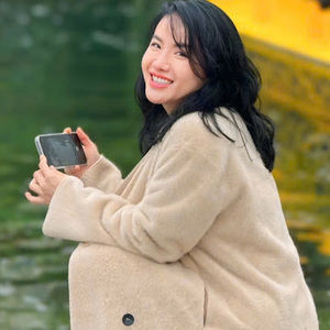 Meet your Posher, Huong